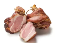 狗狗可以吃火腿吗?给狗狗分享火腿的风险与注意事项!